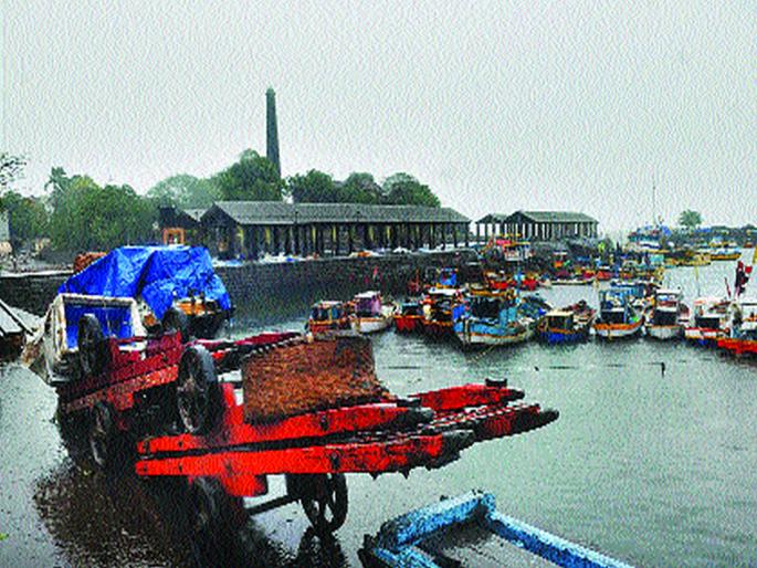 This rainy season will be dangerous for 24 days | यंदाच्या पावसाळ्यात २४ दिवस ठरणार धोक्याचे This rainy season will be dangerous for 24 days | यंदाच्या पावसाळ्यात २४ दिवस ठरणार धोक्याचे