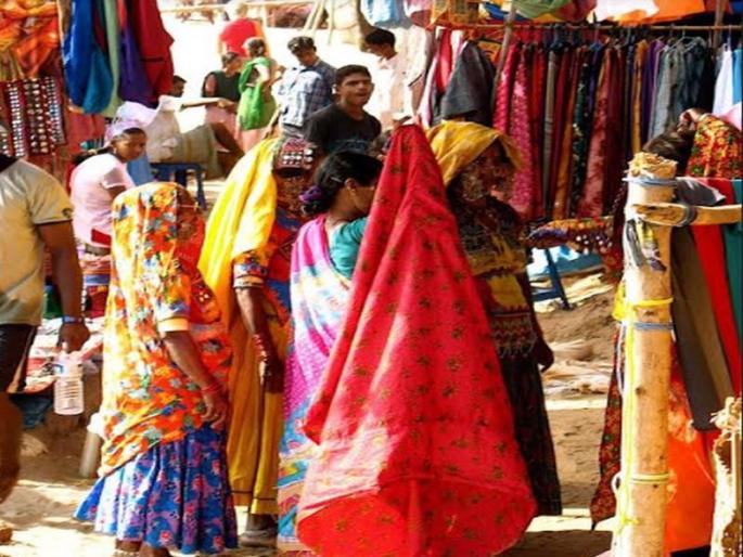 BENAULIM LOCALS OPPOSE LAMANIES TO OPERATE FROM SEA SHORE | लमाणी व्यावसायिकांवरुन बाणावलीत ‘भायले-भितरले’ वाद BENAULIM LOCALS OPPOSE LAMANIES TO OPERATE FROM SEA SHORE | लमाणी व्यावसायिकांवरुन बाणावलीत ‘भायले-भितरले’ वाद