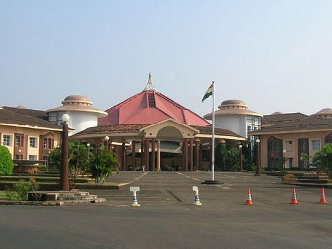 five star flirts of goa ministers | मंत्र्यांचे पंचतारांकित नखरे