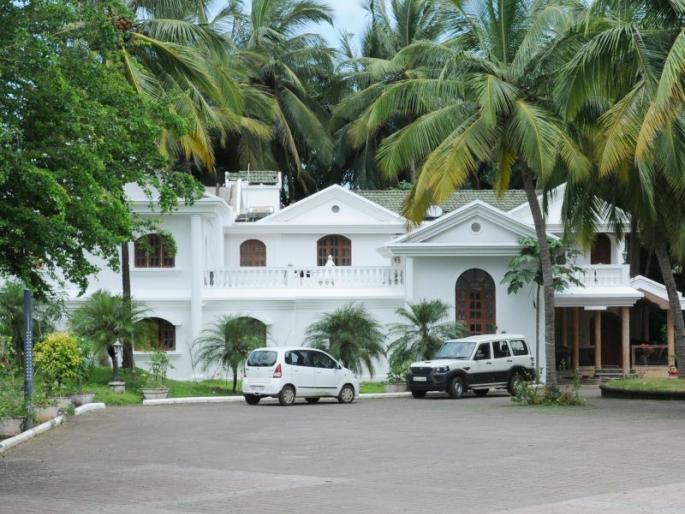 Opposition Leader in Goa finds unaccounted money worth Rs 4.5 crore, searches from ACB offices and offices | गोव्यातील विरोधी पक्षनेत्याची साडेचार कोटींची बेहिशेबी संपत्ती, एसीबीकडून निवासस्थान आणि कार्यालयांची झडती Opposition Leader in Goa finds unaccounted money worth Rs 4.5 crore, searches from ACB offices and offices | गोव्यातील विरोधी पक्षनेत्याची साडेचार कोटींची बेहिशेबी संपत्ती, एसीबीकडून निवासस्थान आणि कार्यालयांची झडती