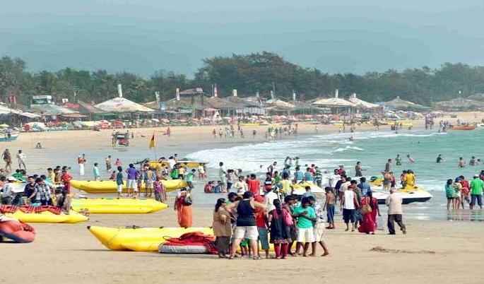 Members played on the beaches of Goa for eight days; Now sitting at home waiting for a choice! | आठ दिवस गोव्याच्या बीचवर मेंबर रमले; आता निवडीच्या प्रतिक्षेत घरात बसले ! Members played on the beaches of Goa for eight days; Now sitting at home waiting for a choice! | आठ दिवस गोव्याच्या बीचवर मेंबर रमले; आता निवडीच्या प्रतिक्षेत घरात बसले !