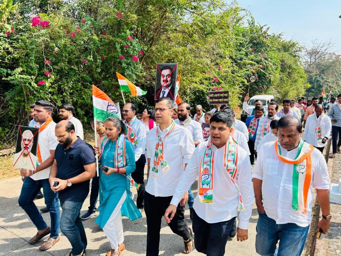 goa congress leaders arrested on their way to raj bhavan for adani protest | राजभवनवर जाणाऱ्या काँग्रेस नेत्यांची धरपकड; अदानीप्रश्नी मोर्चा, पाटकर, आलेमाव जखमी