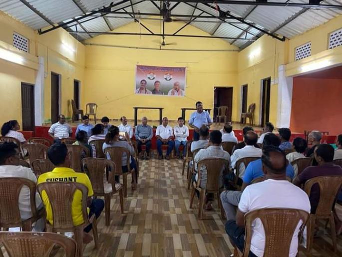 do not want differences be ready for lok sabha said contemplative meeting of congress in sankhali goa | मतभेद नकोत, लोकसभेसाठी सज्ज राहा; साखळीत काँग्रेसची चिंतन बैठक do not want differences be ready for lok sabha said contemplative meeting of congress in sankhali goa | मतभेद नकोत, लोकसभेसाठी सज्ज राहा; साखळीत काँग्रेसची चिंतन बैठक