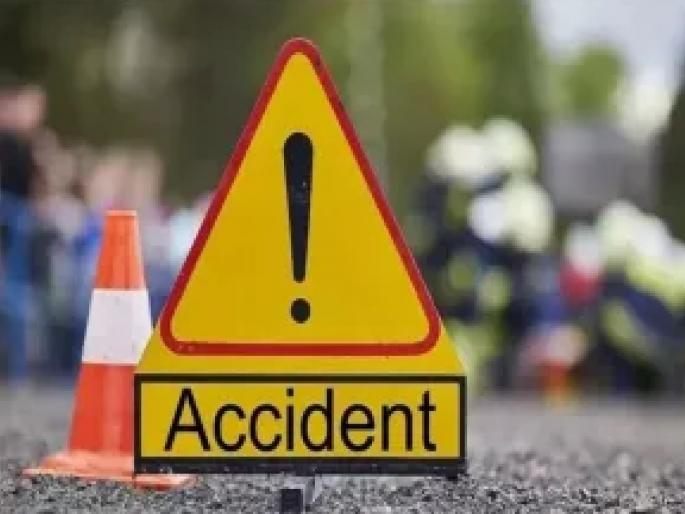 Accident at Humarmala on Mumbai Goa highway, youth killed eight injured | Sindhudurg: मुंबई-गोवा महामार्गावर हुमरमाळा येथे अपघात, युवक-युवती ठार; आठ जण जखमी 