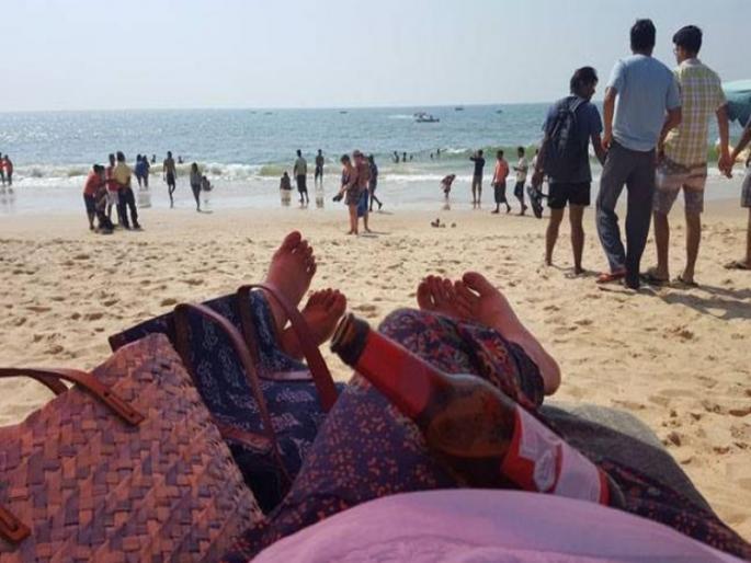 drinking liquor in public places ban in Goa | पर्यटकांनो जरा जपून! 1 मार्चपासून गोव्यात उघडयावर दारू प्यायल्यास तुरुंगवास drinking liquor in public places ban in Goa | पर्यटकांनो जरा जपून! 1 मार्चपासून गोव्यात उघडयावर दारू प्यायल्यास तुरुंगवास