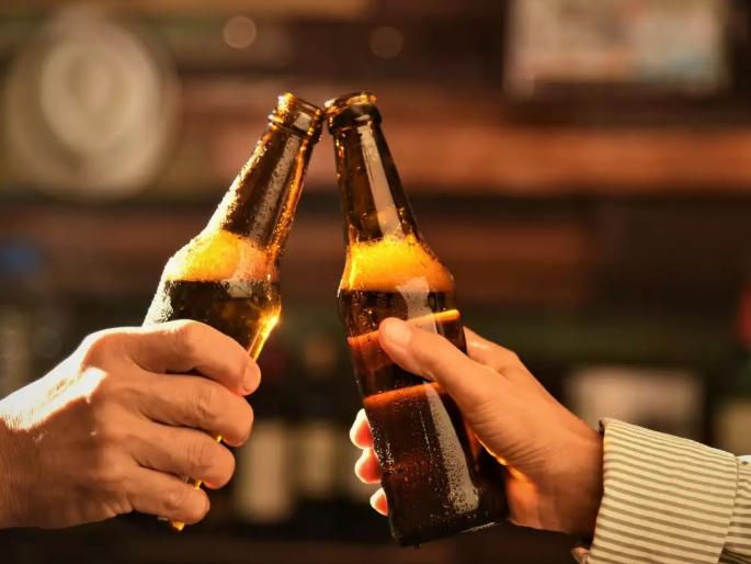 growing addiction to alcohol in goa has now reached an extremely dangerous level | दारू खेळतेय जिवाशी; गोव्यातील मद्यपानाचे व्यसन धोकादायक पातळीवर growing addiction to alcohol in goa has now reached an extremely dangerous level | दारू खेळतेय जिवाशी; गोव्यातील मद्यपानाचे व्यसन धोकादायक पातळीवर