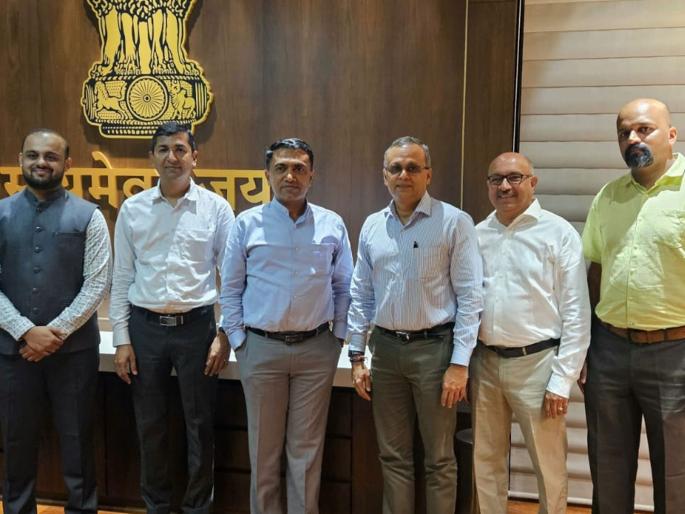 Tourism sector should be boosted by reducing GST on accommodation services to 12 percent | निवास सेवांवरील जीएसटी १२ टक्क्यांपर्यंत कमी करून पर्यटन क्षेत्राला चालना द्यावी