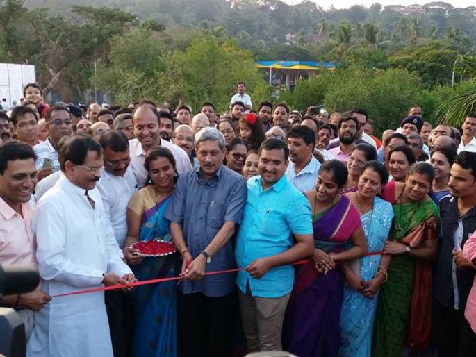 Open new pool in Panaji suburban, inauguration ceremony of Chief Minister | पणजीच्या उपनगरातील नवा पूल खुला, मुख्यमंत्र्यांच्या हस्ते उद्घाटन Open new pool in Panaji suburban, inauguration ceremony of Chief Minister | पणजीच्या उपनगरातील नवा पूल खुला, मुख्यमंत्र्यांच्या हस्ते उद्घाटन