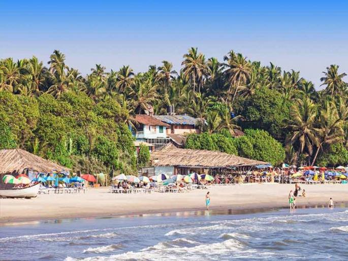 police take action against goa spa and massage parlour | गोव्यामध्ये लोकांनीच बंद पाडले स्पा व मसाज पार्लर  police take action against goa spa and massage parlour | गोव्यामध्ये लोकांनीच बंद पाडले स्पा व मसाज पार्लर