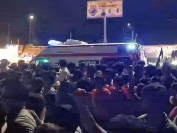 6 devotees killed in stampede at Lairai fair in Goa | गोव्यात लईराईच्या जत्रेत चेंगराचेंगरी, ६ भाविक ठार 6 devotees killed in stampede at Lairai fair in Goa | गोव्यात लईराईच्या जत्रेत चेंगराचेंगरी, ६ भाविक ठार