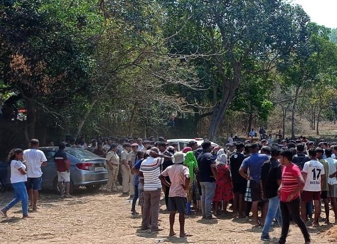 Goa Demand to register cases against outsiders who create tension in San Juze de Arial | गोवा : सां जुझे दि आरियालमध्ये बाहेरून येऊन तणाव निर्माण करणाऱ्यांवर गुन्हे दाखल करण्याची मागणी