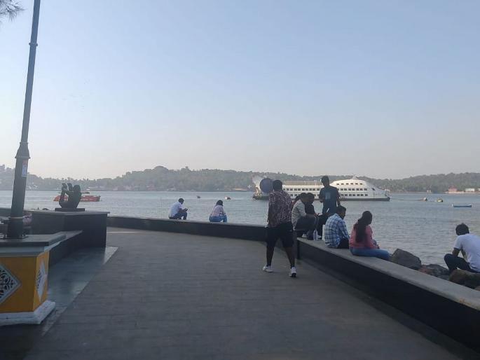 Goa: Compared to last year, the number of tourists is less this year, due to inflation and propaganda | Goa: गेल्या वर्षीच्या तुलनेत यंदा पर्यटकांची संख्या कमी, महागाई आणि अपप्रचाराचा फटका Goa: Compared to last year, the number of tourists is less this year, due to inflation and propaganda | Goa: गेल्या वर्षीच्या तुलनेत यंदा पर्यटकांची संख्या कमी, महागाई आणि अपप्रचाराचा फटका