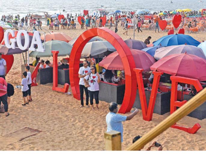 tourists increased during the summer season increase in travel ticket price too | उन्हाळी हंगामात पर्यटक वाढले; प्रवास तिकीट दरातही वाढ tourists increased during the summer season increase in travel ticket price too | उन्हाळी हंगामात पर्यटक वाढले; प्रवास तिकीट दरातही वाढ