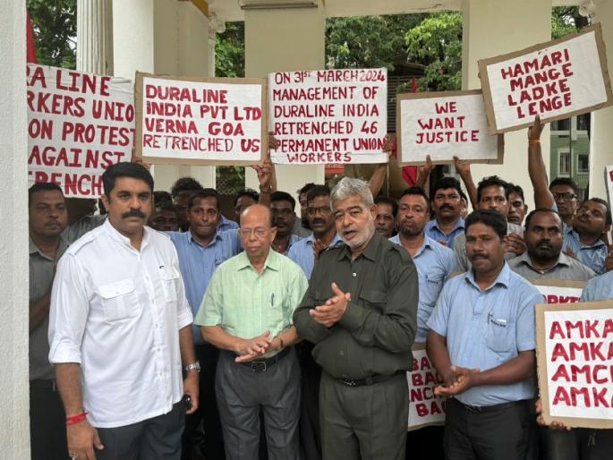 Re-employ "those" workers or take law into our hands, Vijay Sardesai warns | "त्या" कामगारांना पुन्हा सेवेत घ्या, अन्यथा कायदा हातात घेऊ - विजय सरदेसाईंचा इशारा Re-employ "those" workers or take law into our hands, Vijay Sardesai warns | "त्या" कामगारांना पुन्हा सेवेत घ्या, अन्यथा कायदा हातात घेऊ - विजय सरदेसाईंचा इशारा