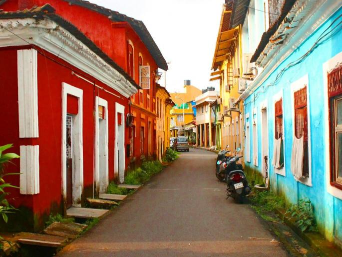 houses in the goa state will be legal unauthorized houses will get number application facility for next 90 days | राज्यातील घरे होणार कायदेशीर; अनधिकृत घरांना मिळणार क्रमांक, पुढील ९० दिवसांपर्यंत अर्जाची सुविधा houses in the goa state will be legal unauthorized houses will get number application facility for next 90 days | राज्यातील घरे होणार कायदेशीर; अनधिकृत घरांना मिळणार क्रमांक, पुढील ९० दिवसांपर्यंत अर्जाची सुविधा