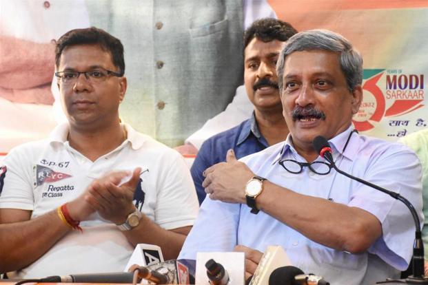 Five new panchayat houses in Sattari, Walpei has new Deputy Collector Office | सत्तरीला पाच नवी पंचायत घरे, वाळपईत उपजिल्हाधिकारी कार्यालय Five new panchayat houses in Sattari, Walpei has new Deputy Collector Office | सत्तरीला पाच नवी पंचायत घरे, वाळपईत उपजिल्हाधिकारी कार्यालय