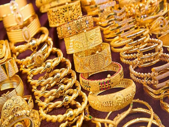 Hallmarking Mandatory Even for Nine Carat Gold?; Demand for low purity gold also increased | नऊ कॅरेट सोन्यासाठीही हॉलमार्किंग बंधनकारक?; कमी शुद्धतेच्या सोन्यालाही मागणी वाढली