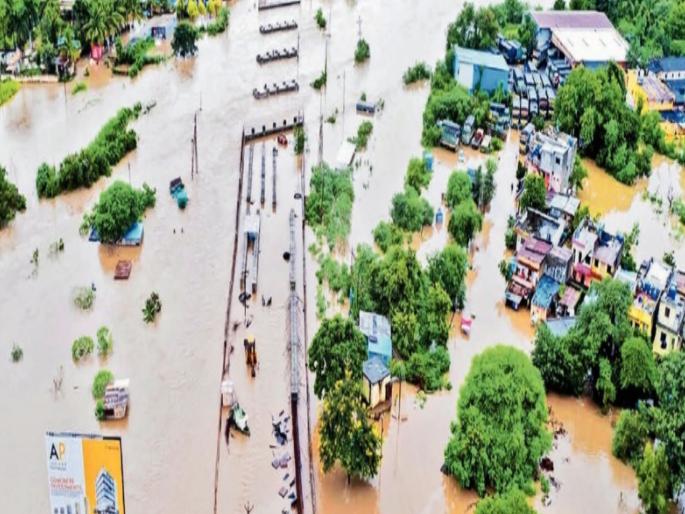 For the first time in six years, Godavari floods heavily, villages in Solapur district are again under water | सहा वर्षांत पहिल्यांदाच गोदावरीला मोठा पूर, सोलापूर जिल्ह्यातील गावे पुन्हा पाण्यात