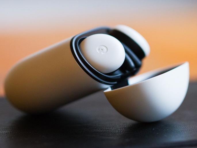 Google made a mistake; Image of Pixel Buds A leaked in mail of Google nest mails | गेले भलतेच! Google कडून चुकून चूक झाली; Pixel Buds A ची इमेज लीक झाली Google made a mistake; Image of Pixel Buds A leaked in mail of Google nest mails | गेले भलतेच! Google कडून चुकून चूक झाली; Pixel Buds A ची इमेज लीक झाली