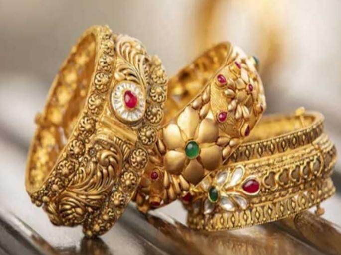 Dussehra is a popular time for buying houses and vehicles; gold prices rise; yet the enthusiasm for buying gold remains | दसऱ्याला घर, वाहन खरेदीला पसंती; सोन्याचे दर चढे; तरीही सोने खरेदीचा उत्साह कायम