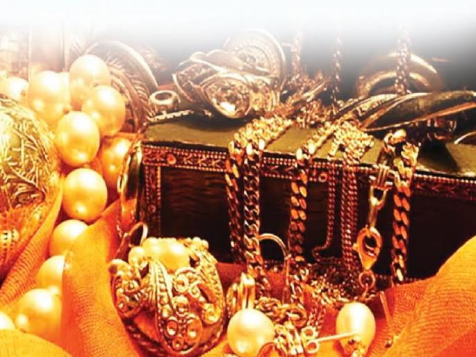 Due to the high cost of gold and silver, modern artificial jewelery as well as Bentex jewelery are more preferred | सोने-चांदी महागले, मॉडर्न आर्टिफिशियल ज्वेलरी भारी Due to the high cost of gold and silver, modern artificial jewelery as well as Bentex jewelery are more preferred | सोने-चांदी महागले, मॉडर्न आर्टिफिशियल ज्वेलरी भारी