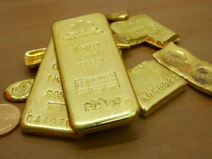 Woman arrested at Chennai airport hide gold bars worth 47 lakhs in her bra | परदेशी महिलेने अंर्तवस्त्रात लपवलं होतं दीड किलो सोनं, अधिकाऱ्यांनी हाणून पाडला तिचा प्लॅन! Woman arrested at Chennai airport hide gold bars worth 47 lakhs in her bra | परदेशी महिलेने अंर्तवस्त्रात लपवलं होतं दीड किलो सोनं, अधिकाऱ्यांनी हाणून पाडला तिचा प्लॅन!
