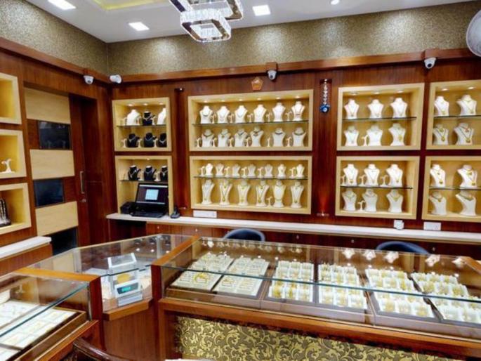 Gold pylons for Navratri festival; Gold turnover is likely to go up to 200 tonnes | नवरात्रोत्सवाला सोन्याचे तोरण; सोन्याची उलाढाल २०० टनांपर्यंत जाण्याची शक्यता Gold pylons for Navratri festival; Gold turnover is likely to go up to 200 tonnes | नवरात्रोत्सवाला सोन्याचे तोरण; सोन्याची उलाढाल २०० टनांपर्यंत जाण्याची शक्यता