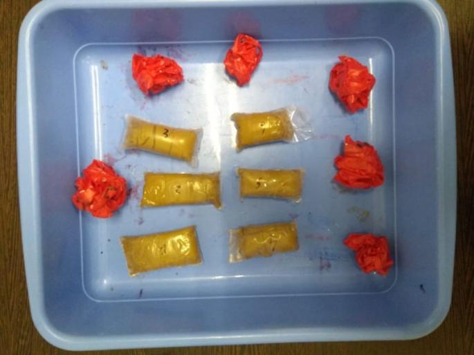 450 grams of smuggled gold seized at Daboli airport | दाबोळी विमानतळावर ४५० ग्राम तस्करीचे सोने जप्त 450 grams of smuggled gold seized at Daboli airport | दाबोळी विमानतळावर ४५० ग्राम तस्करीचे सोने जप्त