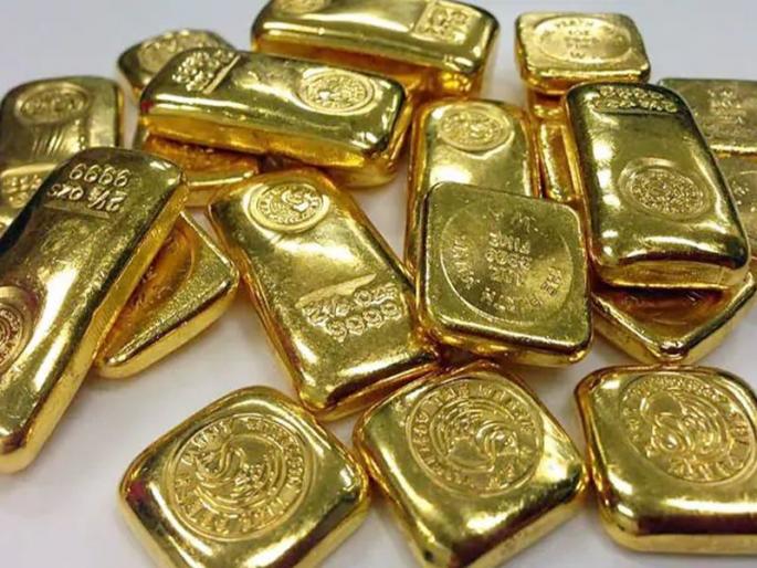 509 kg of gold seized at the Mumbai airport during the year | मुंबई विमानतळावर वर्षभरात केले ५०९ किलो सोने जप्त 509 kg of gold seized at the Mumbai airport during the year | मुंबई विमानतळावर वर्षभरात केले ५०९ किलो सोने जप्त
