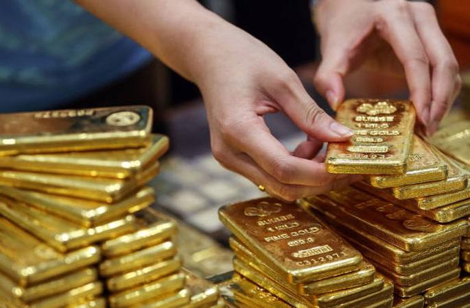 Impact on gold prices only if international markets gain momentum! | आंतरराष्ट्रीय बाजारपेठेत तेजी आली तरच सोन्याच्या भावावर परिणाम! Impact on gold prices only if international markets gain momentum! | आंतरराष्ट्रीय बाजारपेठेत तेजी आली तरच सोन्याच्या भावावर परिणाम!