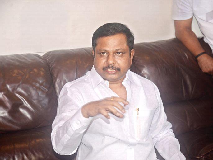 firing on NCP MLA in Pimpri Chinchwad accused RPF retired jawan | राष्ट्रवादीच्या आमदारावर पिंपरी चिंचवडला गोळीबार, आरोपी आरपीएफचा निवृत्त जवान 