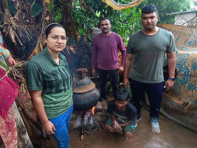 Gondia: 21 thousand worth of materials including liquor seized from Piparia | Gondia: पिपरीया येथून दारूसह २१ हजारांचे साहित्य जप्त Gondia: 21 thousand worth of materials including liquor seized from Piparia | Gondia: पिपरीया येथून दारूसह २१ हजारांचे साहित्य जप्त