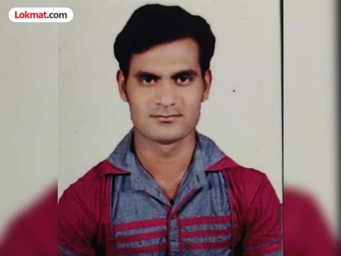 A teacher died in Gondia while on duty at school | शाळेत कर्तव्यावर असतानाच शिक्षकाचा मृत्यू; आठ महिन्यापूर्वी झाले होते रुजू A teacher died in Gondia while on duty at school | शाळेत कर्तव्यावर असतानाच शिक्षकाचा मृत्यू; आठ महिन्यापूर्वी झाले होते रुजू