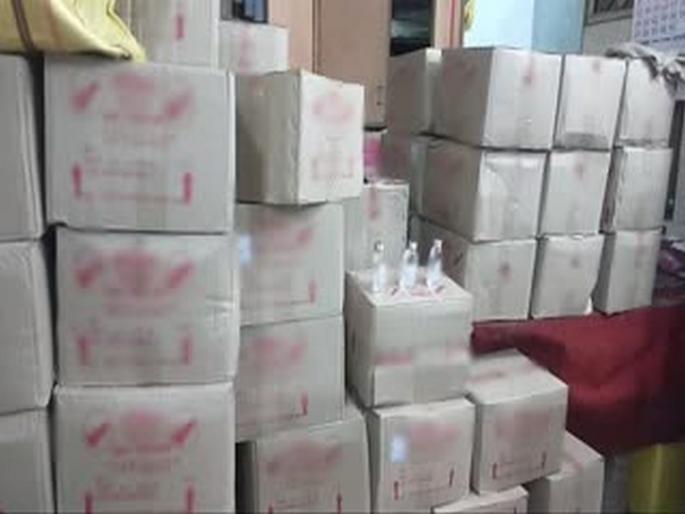 Gondia confiscates fake indigenous liquor | गोंदियात बनावट देशी दारू जप्त Gondia confiscates fake indigenous liquor | गोंदियात बनावट देशी दारू जप्त