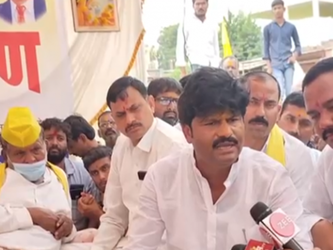 Who Is The Invisible Power Behind Jalna Collector?; Gopichand Padalkar's allegation | जालना जिल्हाधिकाऱ्याच्या मागे अदृश्य शक्ती कोण?; गोपीचंद पडळकरांचा आरोप Who Is The Invisible Power Behind Jalna Collector?; Gopichand Padalkar's allegation | जालना जिल्हाधिकाऱ्याच्या मागे अदृश्य शक्ती कोण?; गोपीचंद पडळकरांचा आरोप