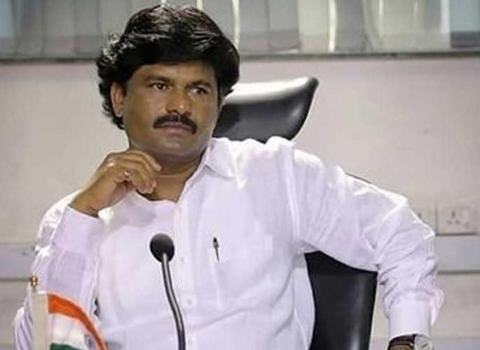 Political reservation of OBC community in local self-government is under threat | स्थानिक स्वराज्य संस्थेतील ओबीसी समाजाचे राजकीय आरक्षण धोक्यात : पडळकर