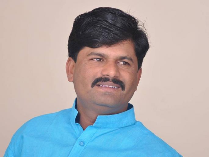 bjp leader gpoichand padalkar slams congress leader free vaccination maharashtra sonia gandhi | "सोनिया गांधी मोफत लसीकरणासाठी आग्रही, राज्यातील नेते दोन पक्षांपुढे नांगी टाकून बसलेत" bjp leader gpoichand padalkar slams congress leader free vaccination maharashtra sonia gandhi | "सोनिया गांधी मोफत लसीकरणासाठी आग्रही, राज्यातील नेते दोन पक्षांपुढे नांगी टाकून बसलेत"