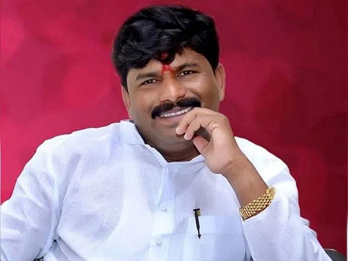 ... while the prize of 50 thousand, Gopinath Padalkar annoyed the vanchit bahujan activists | ... त्यांस 50 हजारांचे बक्षीस, गोपीचंद पडळकरांविरुद्ध 'वंचित'चे कार्यकर्ते आक्रमक ... while the prize of 50 thousand, Gopinath Padalkar annoyed the vanchit bahujan activists | ... त्यांस 50 हजारांचे बक्षीस, गोपीचंद पडळकरांविरुद्ध 'वंचित'चे कार्यकर्ते आक्रमक