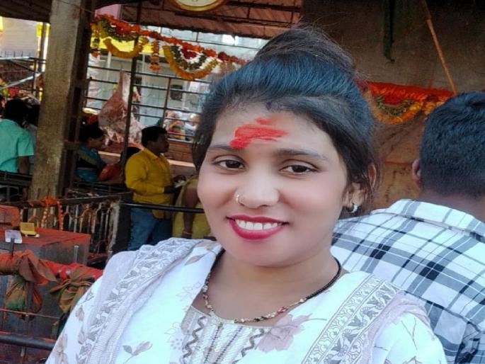 Husband strangles wife in quarrel, Incident in Ichalkaranji Kolhapur | Kolhapur: भांडणात पतीकडून पत्नीचा गळा आवळून खून, पती फरार; इचलकरंजीतील घटना Husband strangles wife in quarrel, Incident in Ichalkaranji Kolhapur | Kolhapur: भांडणात पतीकडून पत्नीचा गळा आवळून खून, पती फरार; इचलकरंजीतील घटना