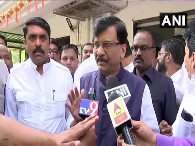 Goa forward MLAs try to unite opposition to Shiv Sena's support in mumbai | गोव्यातील फॉरवर्डचे आमदार शिवसेनेच्या आश्रयास, विरोधकांना एकत्र करण्याचा प्रयत्न