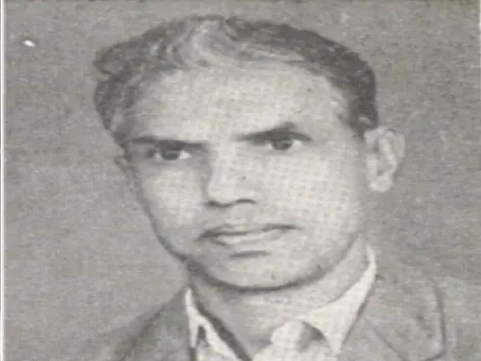 Despite losing power due to the Emergency, Ganpati Tukaram Gotkhinde won the 1977 Lok Sabha elections from Sangli constituency | लोकसभा निवडणूक पूर्वरंग: आणीबाणीने सत्ता गेली, तरी सांगलीत काँग्रेसच आली Despite losing power due to the Emergency, Ganpati Tukaram Gotkhinde won the 1977 Lok Sabha elections from Sangli constituency | लोकसभा निवडणूक पूर्वरंग: आणीबाणीने सत्ता गेली, तरी सांगलीत काँग्रेसच आली