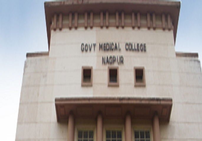 Medical: Staff refuses to serve Corona patients | मेडिकल : कोरोना रुग्णांना सेवा देण्यास कर्मचाऱ्यांचा नकार