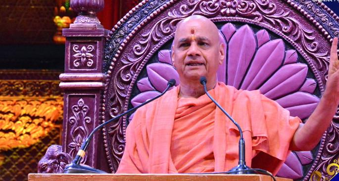 Bhumi Pujan of Ram Mandir will boost the morale of citizens in times of crisis in Corona: Govindgiri Maharaj | राम मंदिराच्या भूमिपूजनामुळे कोरोना संकटकाळात नागरिकांचे मनोबल वाढणार : गोविंदगिरी महाराज Bhumi Pujan of Ram Mandir will boost the morale of citizens in times of crisis in Corona: Govindgiri Maharaj | राम मंदिराच्या भूमिपूजनामुळे कोरोना संकटकाळात नागरिकांचे मनोबल वाढणार : गोविंदगिरी महाराज
