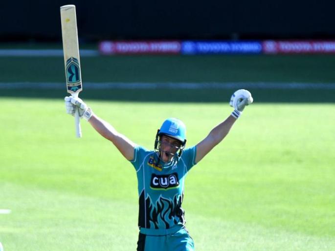 Grace Harris smashes WBBL records with 42-ball century | रणरागिणीचा विक्रम, 42 चेंडूंत झळकावलं शतक
