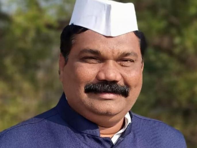 Fifteen hundred rupees per month permanent travel allowance to Gram Sevaks and Village Development Officers | ग्रामसेवक आणि ग्रामविकास अधिकाऱ्यांना दरमहा पंधराशे रुपये कायम प्रवासभत्ता Fifteen hundred rupees per month permanent travel allowance to Gram Sevaks and Village Development Officers | ग्रामसेवक आणि ग्रामविकास अधिकाऱ्यांना दरमहा पंधराशे रुपये कायम प्रवासभत्ता