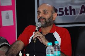 There is innovation among the chess players in the varhad - Grand Master Thipse | वऱ्हाडातील बुद्धिबळपटूंमध्ये नावीन्यता आहे; गरज आहे संयमाची - ग्रँड मास्टर ठिपसे  