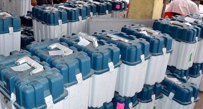 Gram Panchayat Election: Fate of 3226 candidates decided on Monday! | Gram Panchayat Election : ३२२६ उमेदवारांच्या भाग्याचा सोमवारी फैसला ! Gram Panchayat Election: Fate of 3226 candidates decided on Monday! | Gram Panchayat Election : ३२२६ उमेदवारांच्या भाग्याचा सोमवारी फैसला !