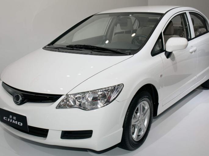 ground clearance is important for your car | जमिनीपासून तुमची कार किती वर आहे हे सांगणारा ग्राऊंड क्लीअरन्स ground clearance is important for your car | जमिनीपासून तुमची कार किती वर आहे हे सांगणारा ग्राऊंड क्लीअरन्स