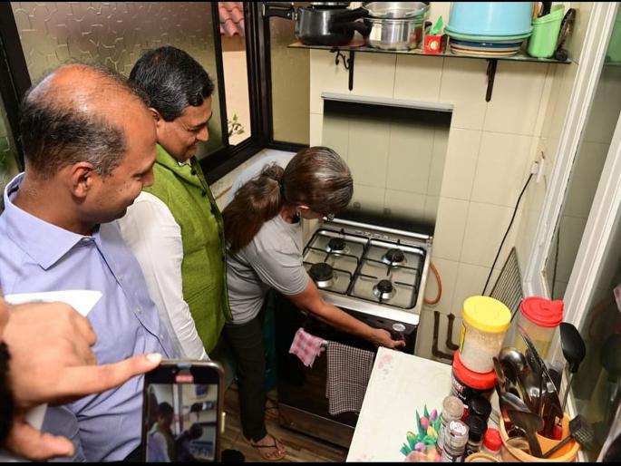 Working gas pipeline at Tonk, Miramar; Madhya Panajit will provide connections to 3000 families | टोंक, मिरामार येथे गॅस पाईपलाईन कार्यान्वित; मध्य पणजीत ३००० कुटुंबांना जोडण्या देणार Working gas pipeline at Tonk, Miramar; Madhya Panajit will provide connections to 3000 families | टोंक, मिरामार येथे गॅस पाईपलाईन कार्यान्वित; मध्य पणजीत ३००० कुटुंबांना जोडण्या देणार