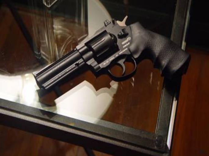 BJP MLA's uncle shot dead, tension in the area in gaziabaad delhi | भाजपा आमदाराच्या मामाची गोळ्या झाडून हत्या, परिसरात तणाव BJP MLA's uncle shot dead, tension in the area in gaziabaad delhi | भाजपा आमदाराच्या मामाची गोळ्या झाडून हत्या, परिसरात तणाव